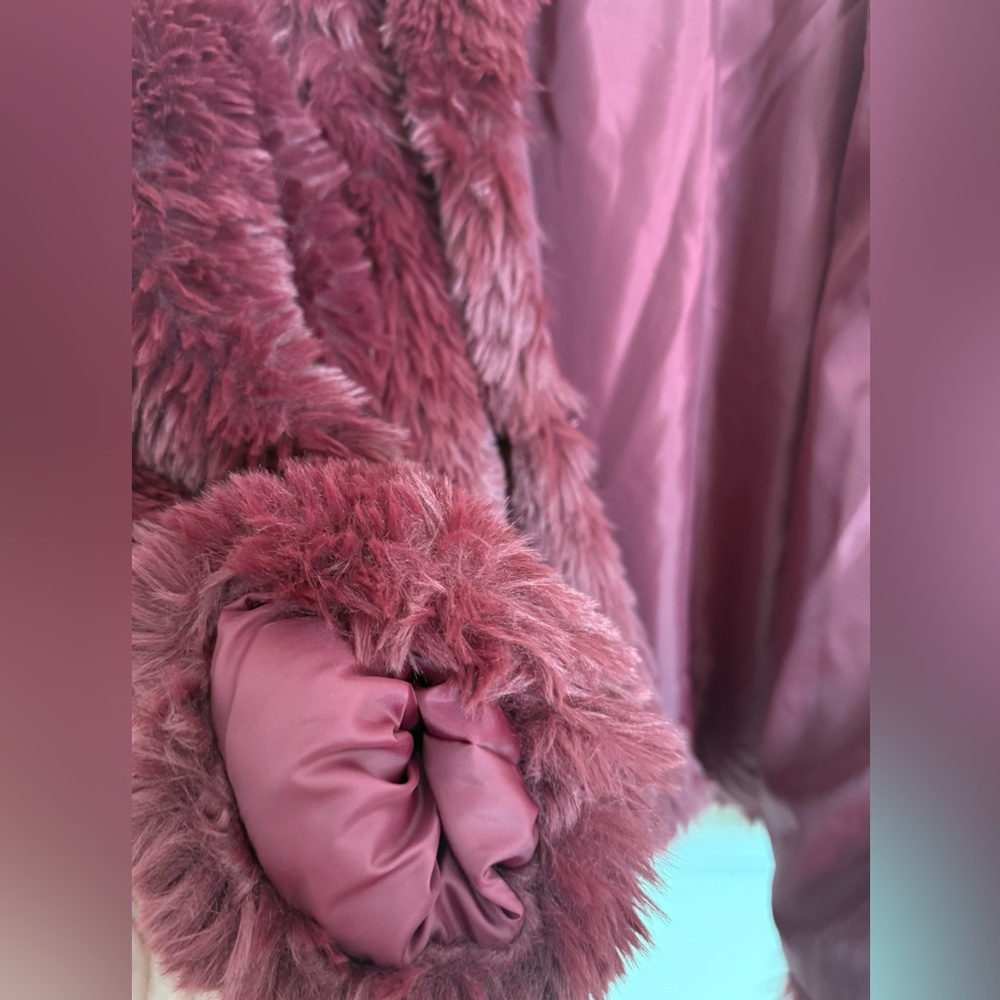 SIMPLY VERA WANG MAROON RED FAUX FUR GLAM FURRY RAVE SHERPA JACKET BURGUNDY - Picture 9 of 13